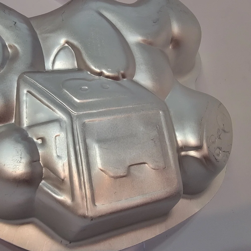 Wilton Cake Pan 1995 2105 - 8257 Teddy BEAR WITH BLOCK 1st Birthday Mold